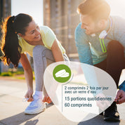 Eine lächelnde Frau und ein Mann in Sportkleidung binden ihre Schnürsenkel im Freien. Ein Overlay zeigt gse.organic.supplements Calcium & Magnesium Complex (Bio) FR Anweisungen auf Französisch: 2 Tabletten, zweimal täglich; 15 Tagesportionen, 60 Tabletten.