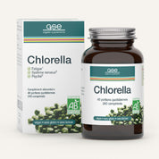 Eine Flasche und eine Schachtel gse.organic.supplements Chlorella (Tabletten) FR mit 240 Tabletten, mit grünen Akzenten, Symbolen für vegane, glutenfreie und laktosefreie Vorteile und Hervorhebung des natürlichen Vitamin B12-Gehalts.