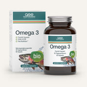 Braunglasflasche und Schachtel von gse.organic.supplements Omega 3 Fischöl Kapseln (Bio), bio, gluten- und laktosefrei, mit 90 Kapseln. Die Verpackung enthält den DHA/EPA-Gehalt, eine Fischabbildung und ein grünes Bio-Etikett.