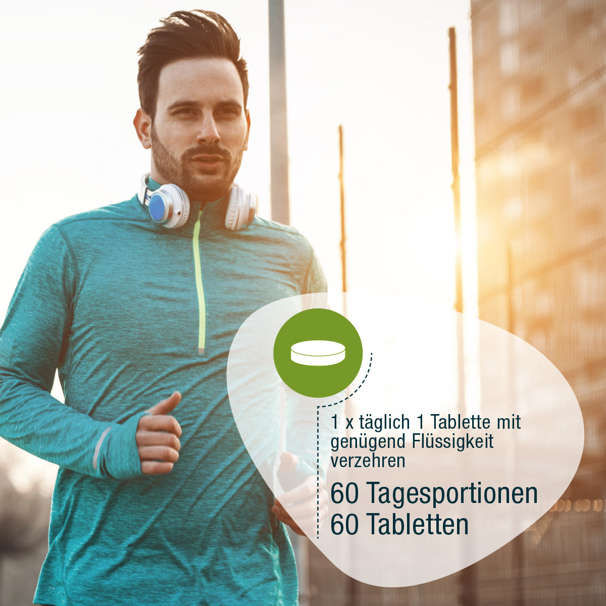 Ein Mann in Sportkleidung läuft im Freien mit Kopfhörern um den Hals. Der deutsche Text wirbt für gse.organic.supplements Selen Compact (Bio): "1 x täglich 1 Tablette mit ausreichend Flüssigkeit verzehren. 60 Tagesportionen, 60 Tabletten.